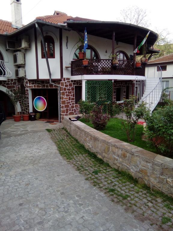 The Beautiful House Hotel Veliko Tarnovo Luaran gambar